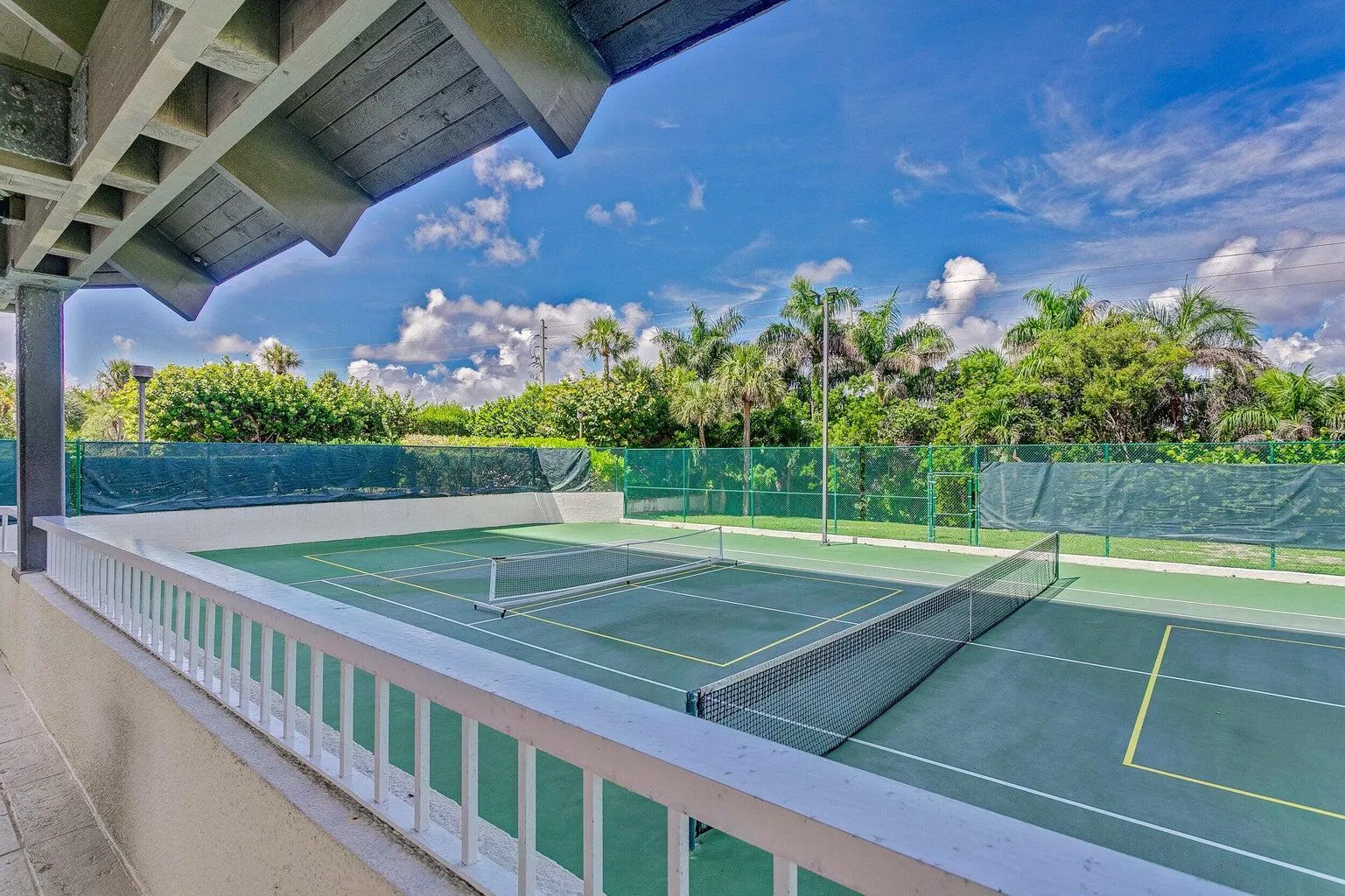 TENNIS