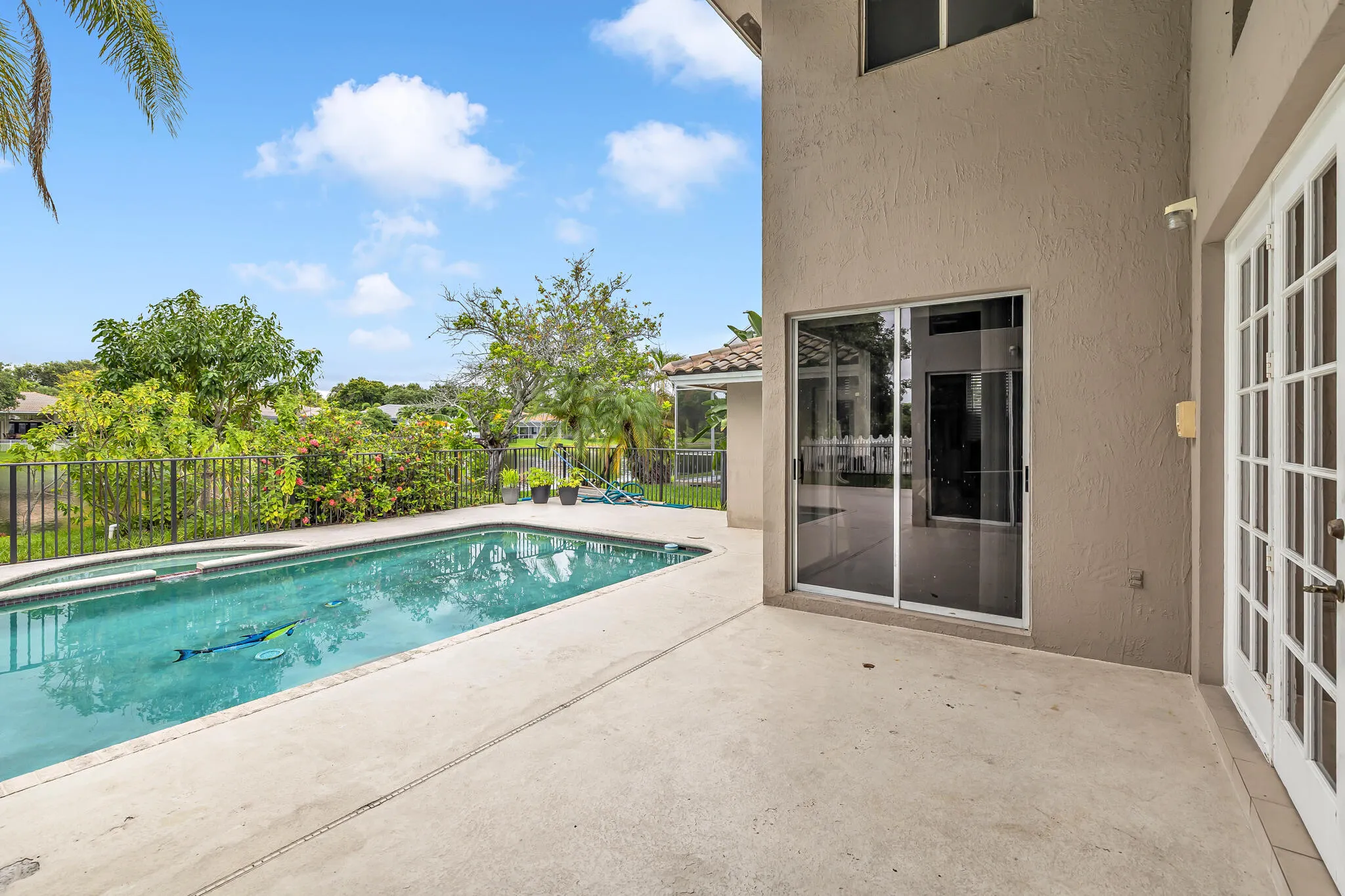 Property photo 28