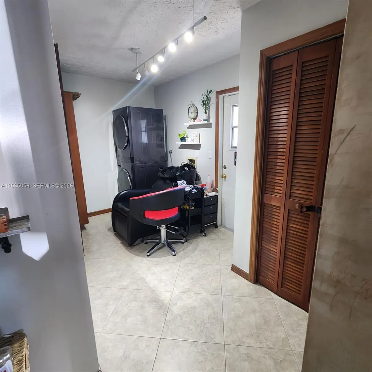 Property photo 44