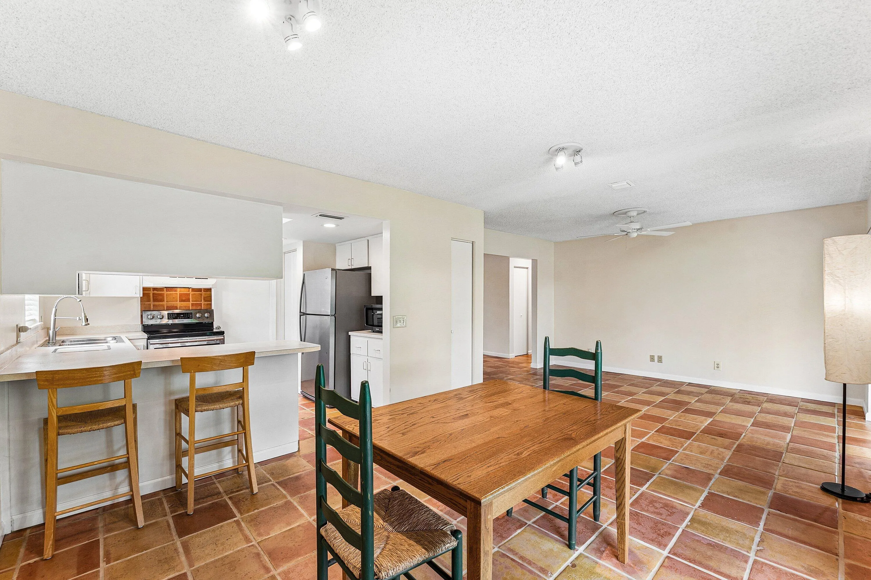 Dining Room & Kitchen