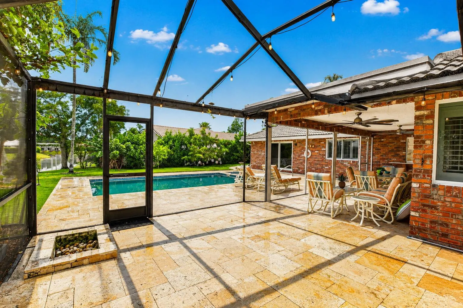Extra 20' open patio captures the lake breezes.