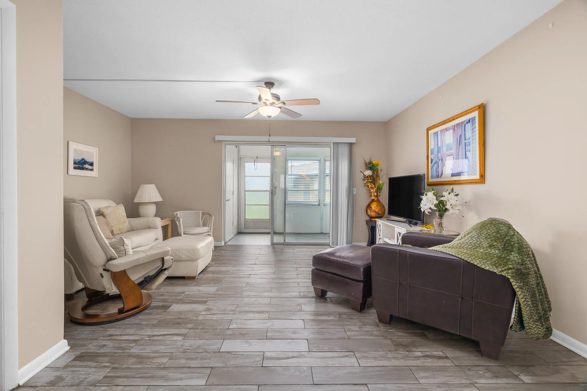 Full Living Room