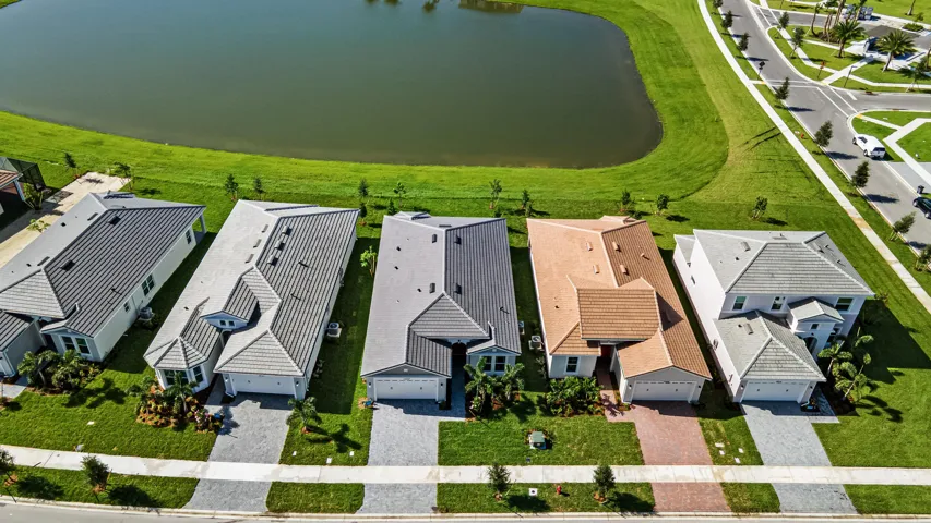 14200 Lacebark Lane Westlake, FL 33470