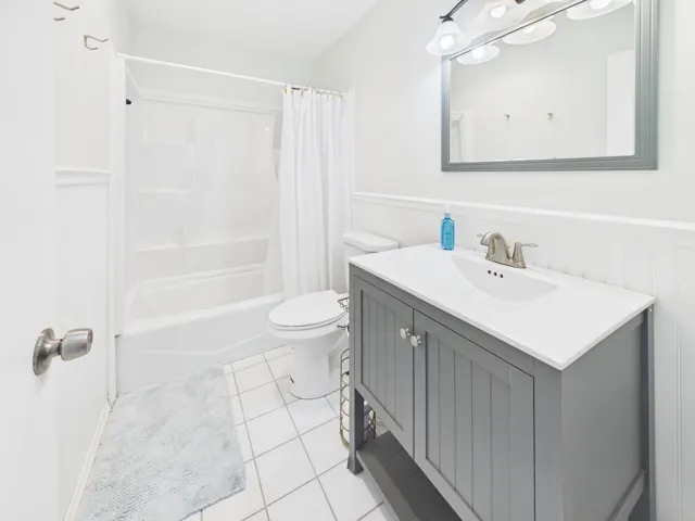 CAM03600G0-PR0094-STILL036