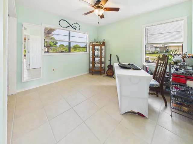 CAM03600G0-PR0094-STILL038