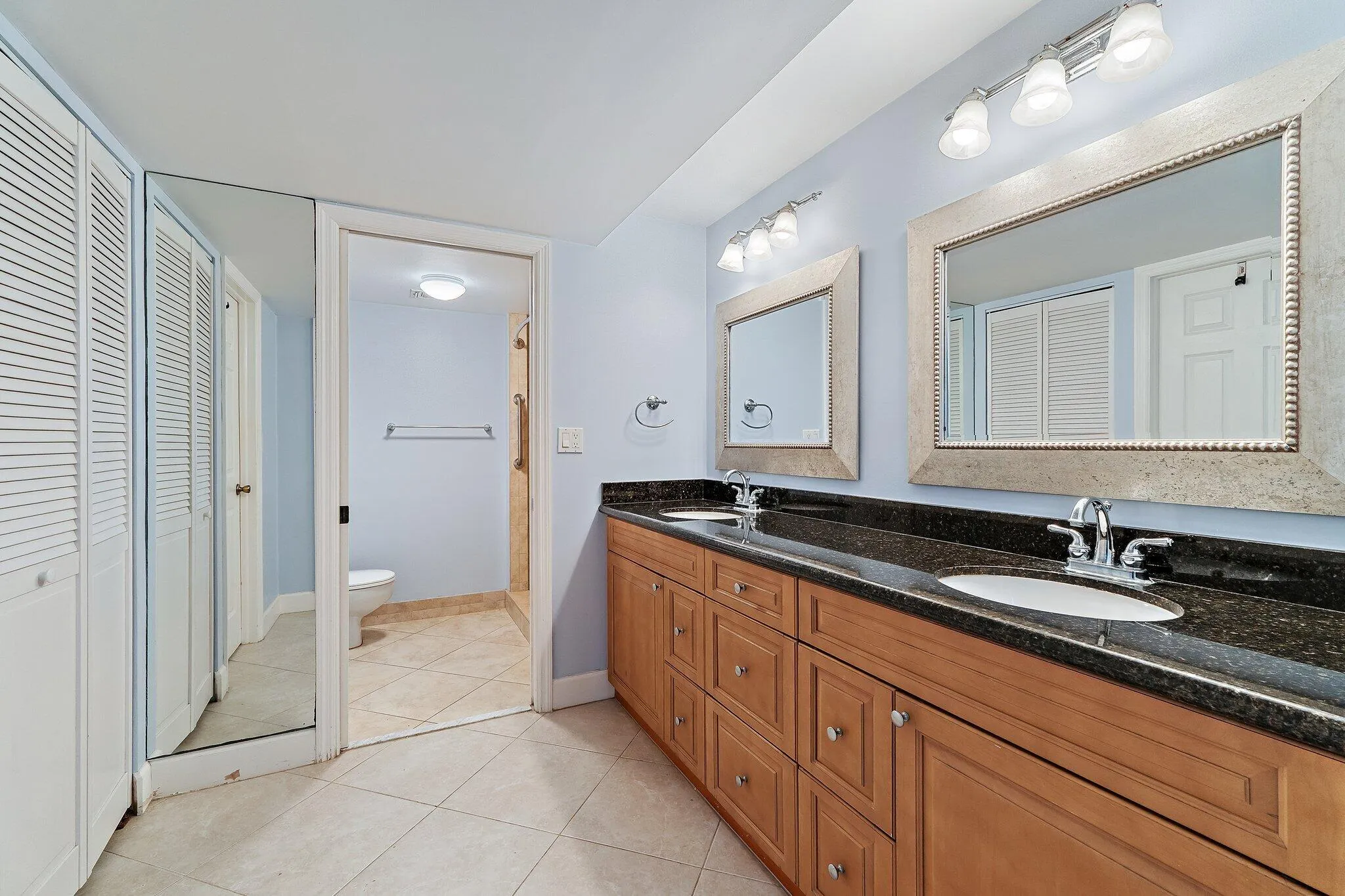 Walk in Closet off Bathroom