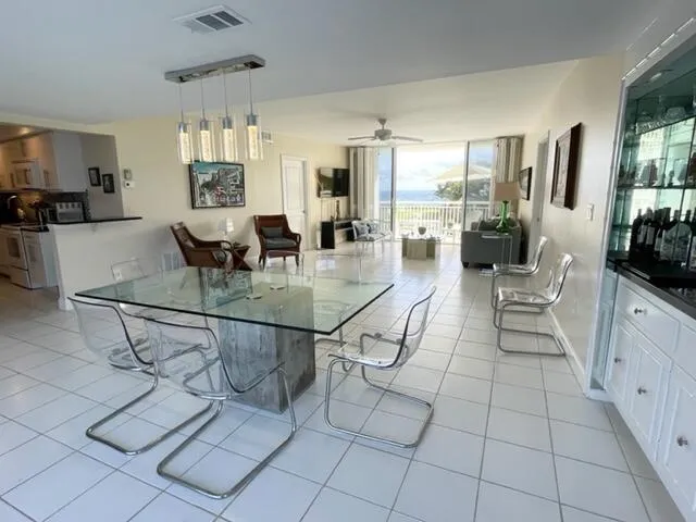 Living/Dining Room