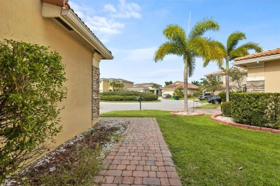 Property photo 62