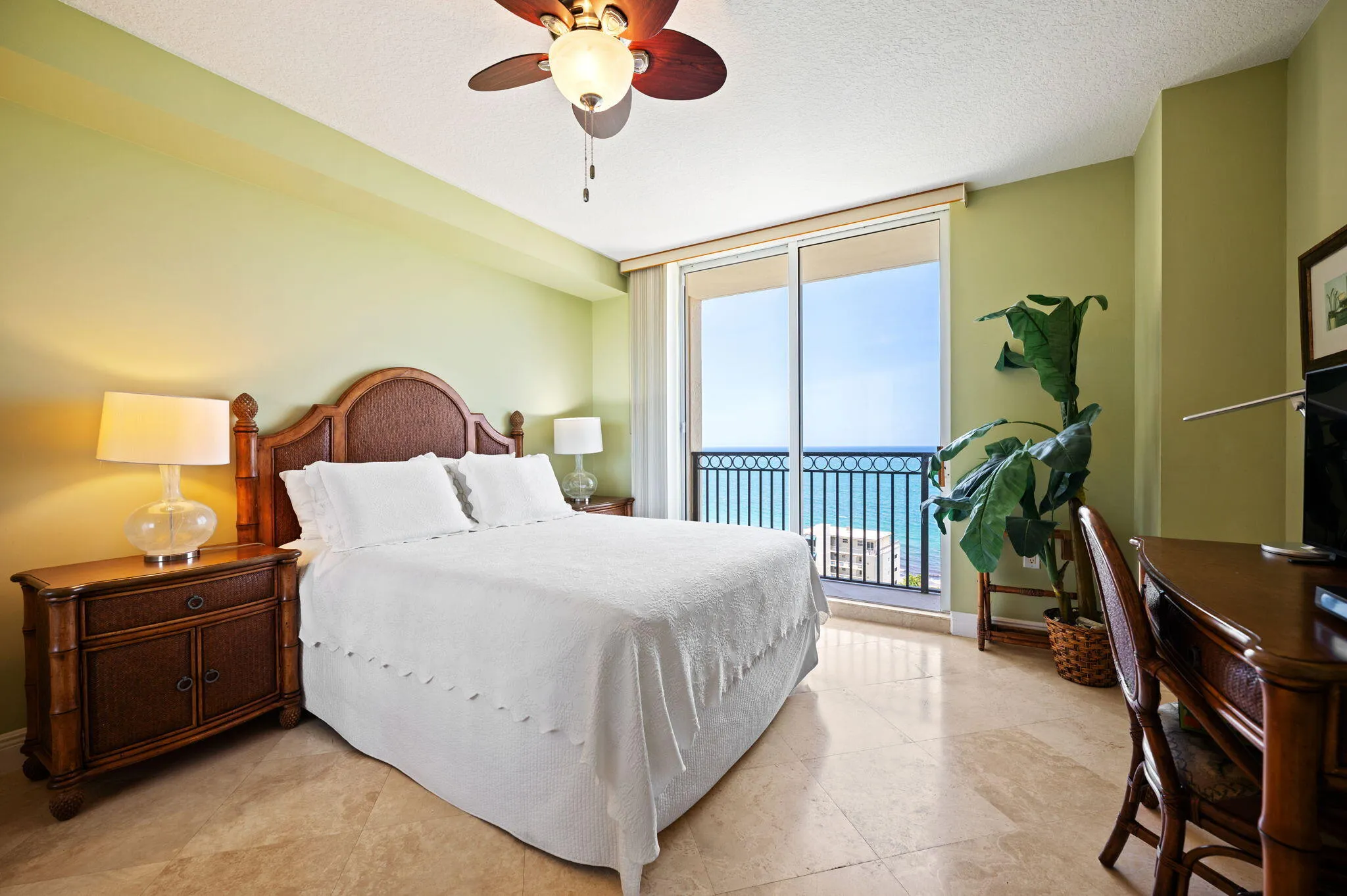 19-web-or-mls-2011-n-ocean-blvd-1606