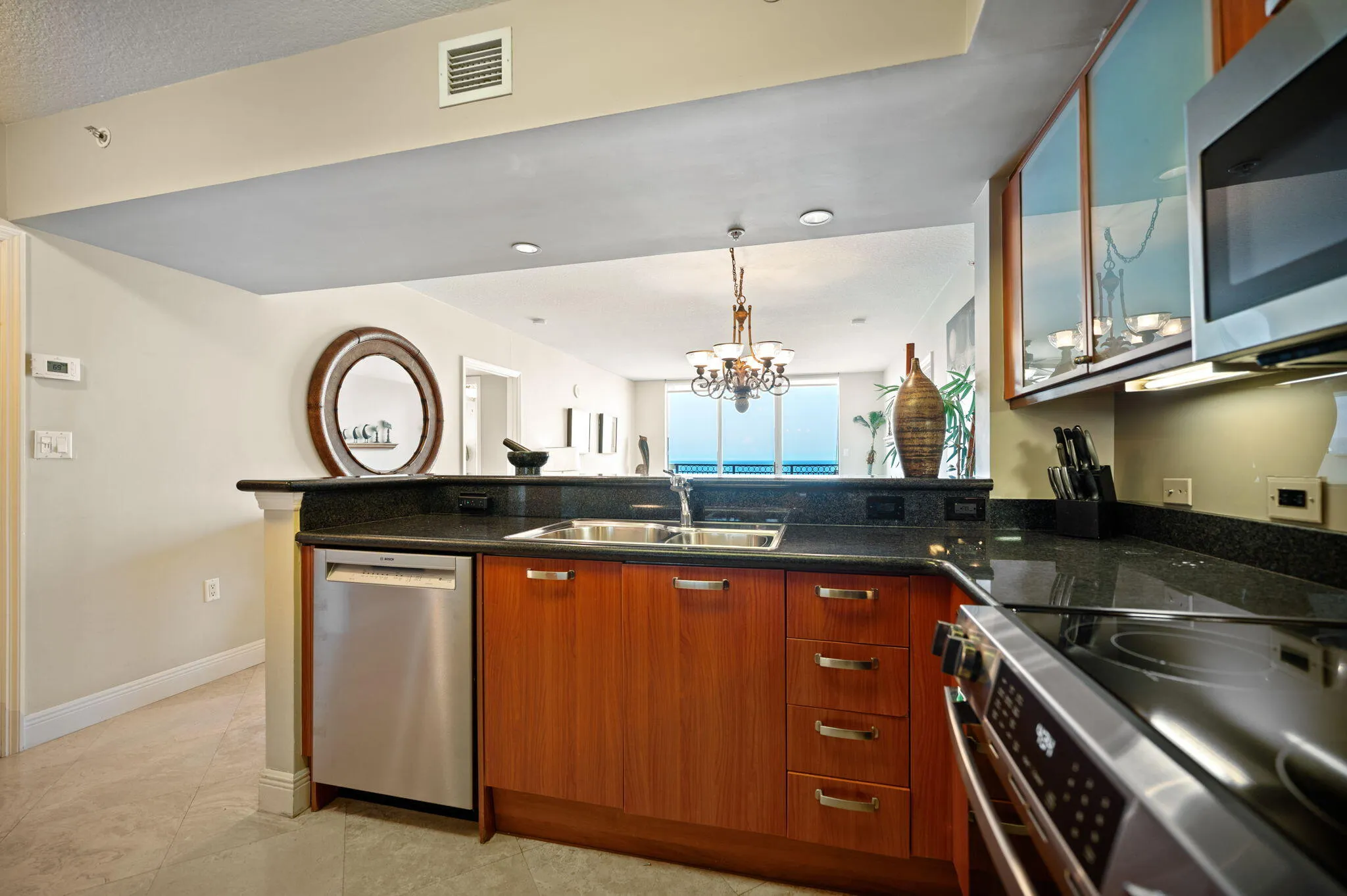14-web-or-mls-2011-n-ocean-blvd-1606