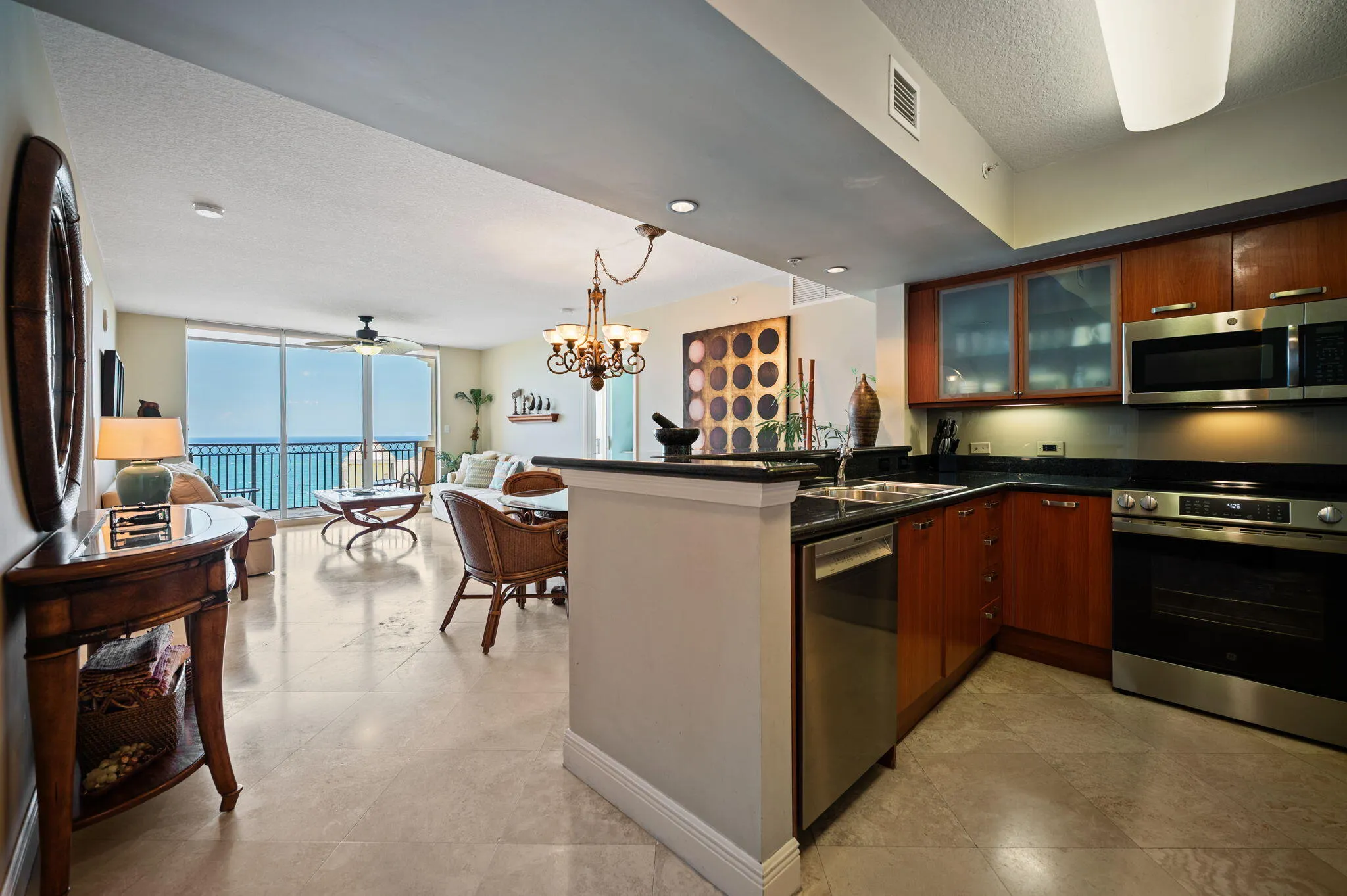 12-web-or-mls-2011-n-ocean-blvd-1606