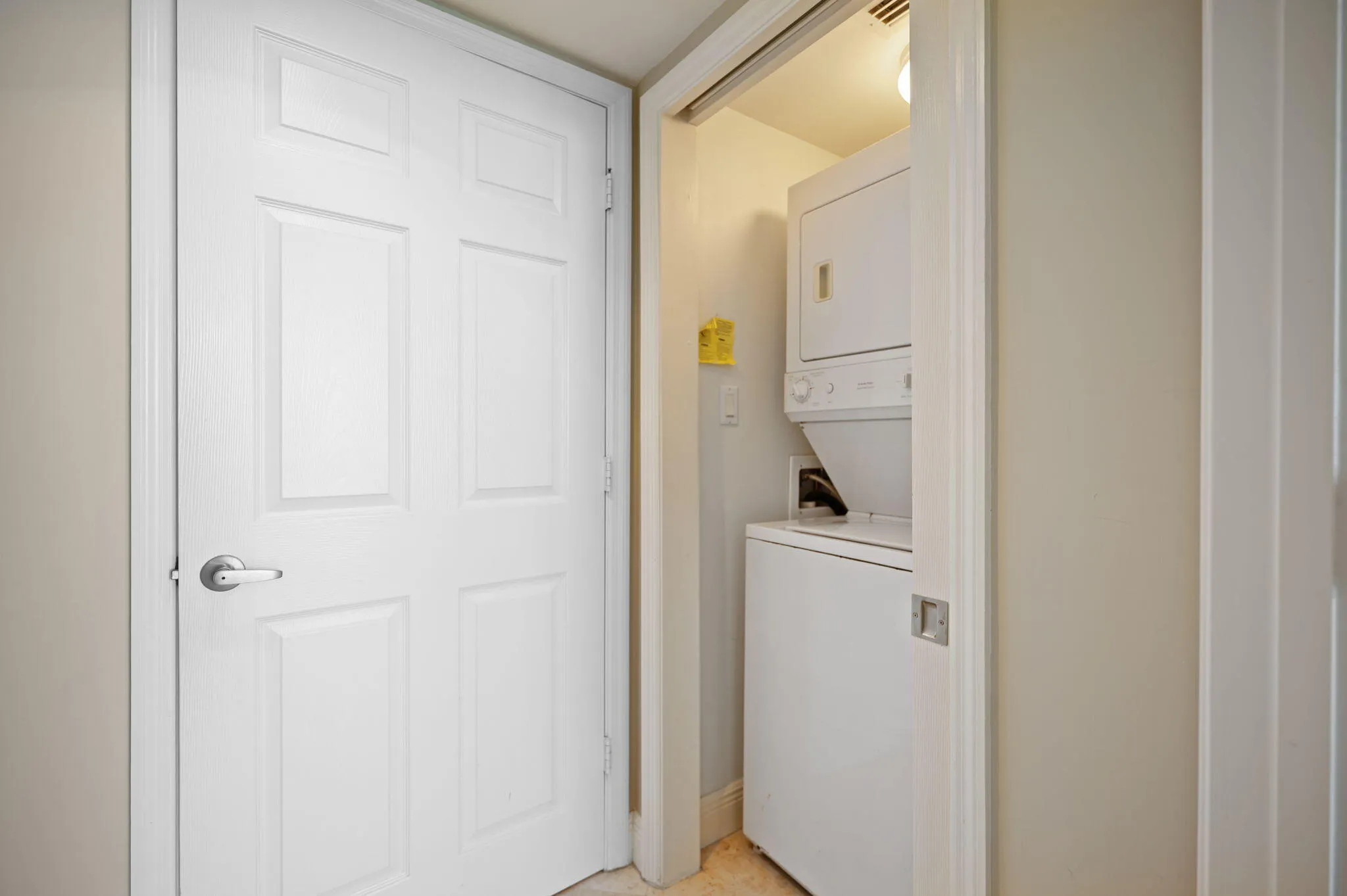 23-web-or-mls-2011-n-ocean-blvd-1606