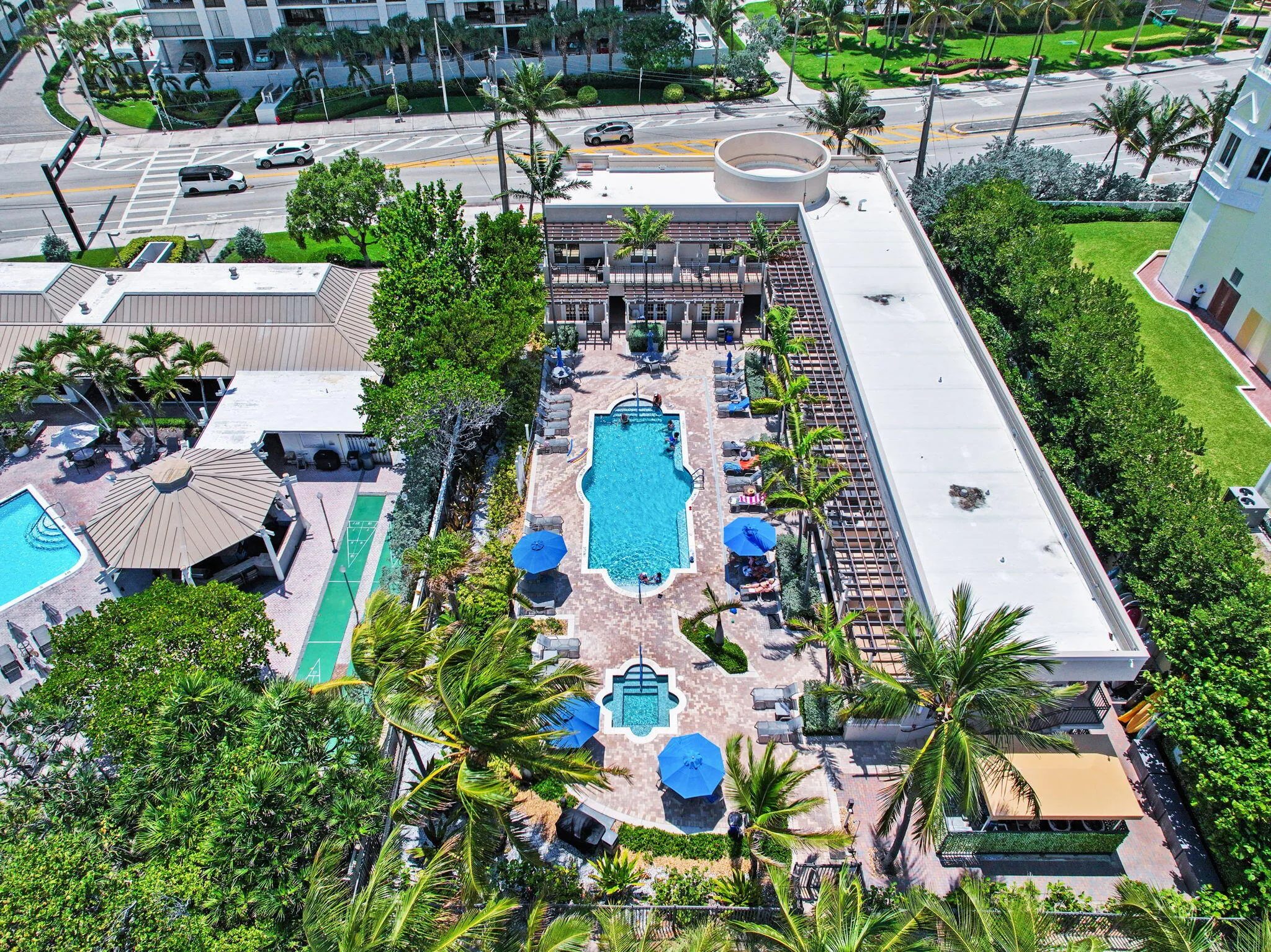 29-web-or-mls-2011-n-ocean-blvd-1606