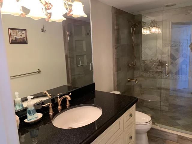 GUEST BATHROOM