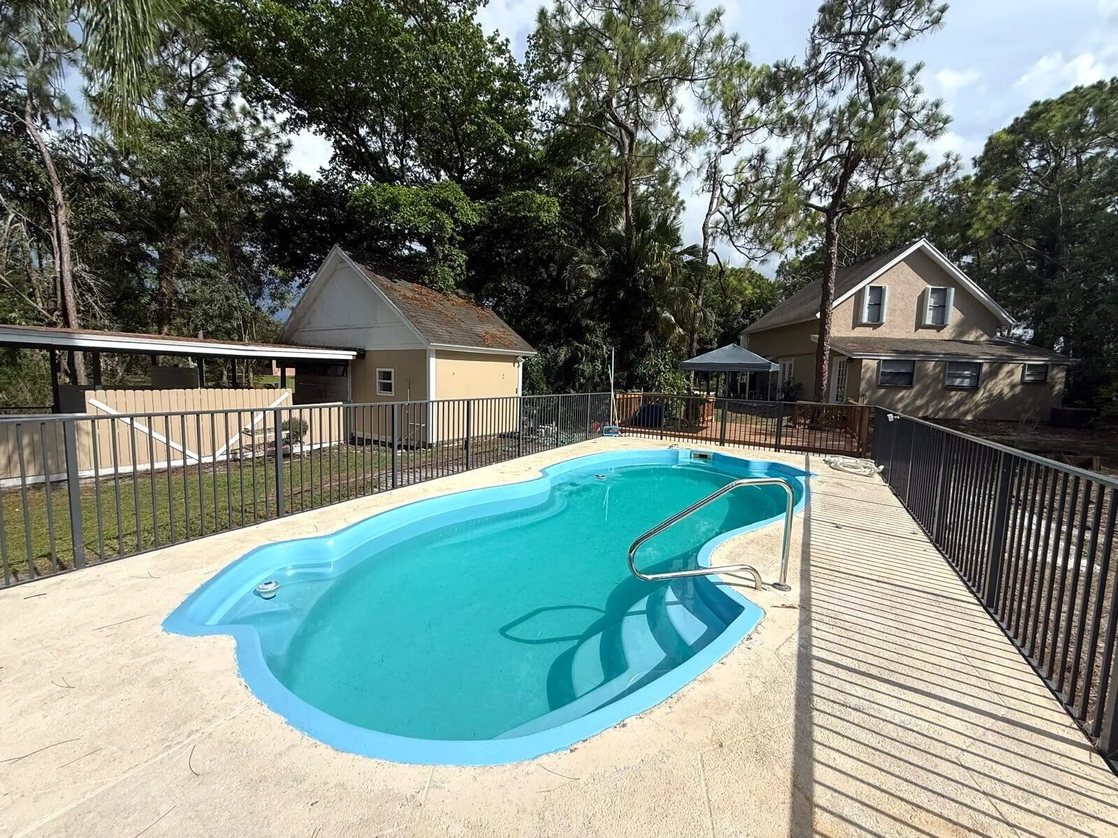 Property photo 35