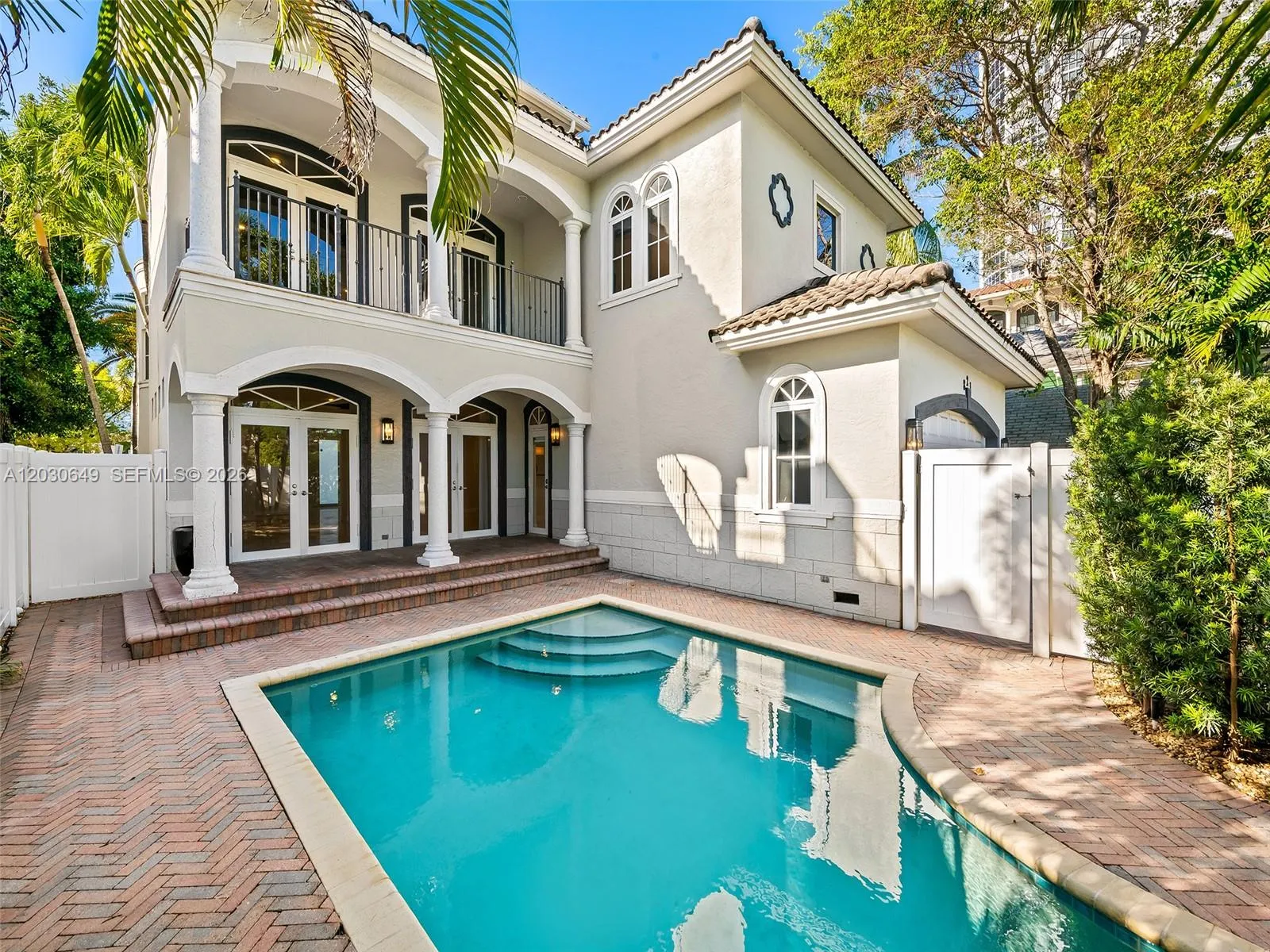 Full size pool