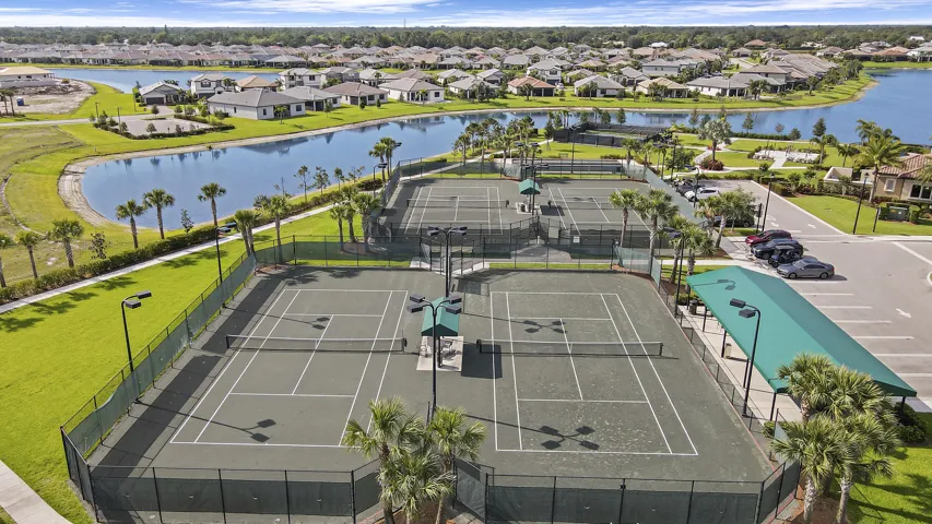 Tennis