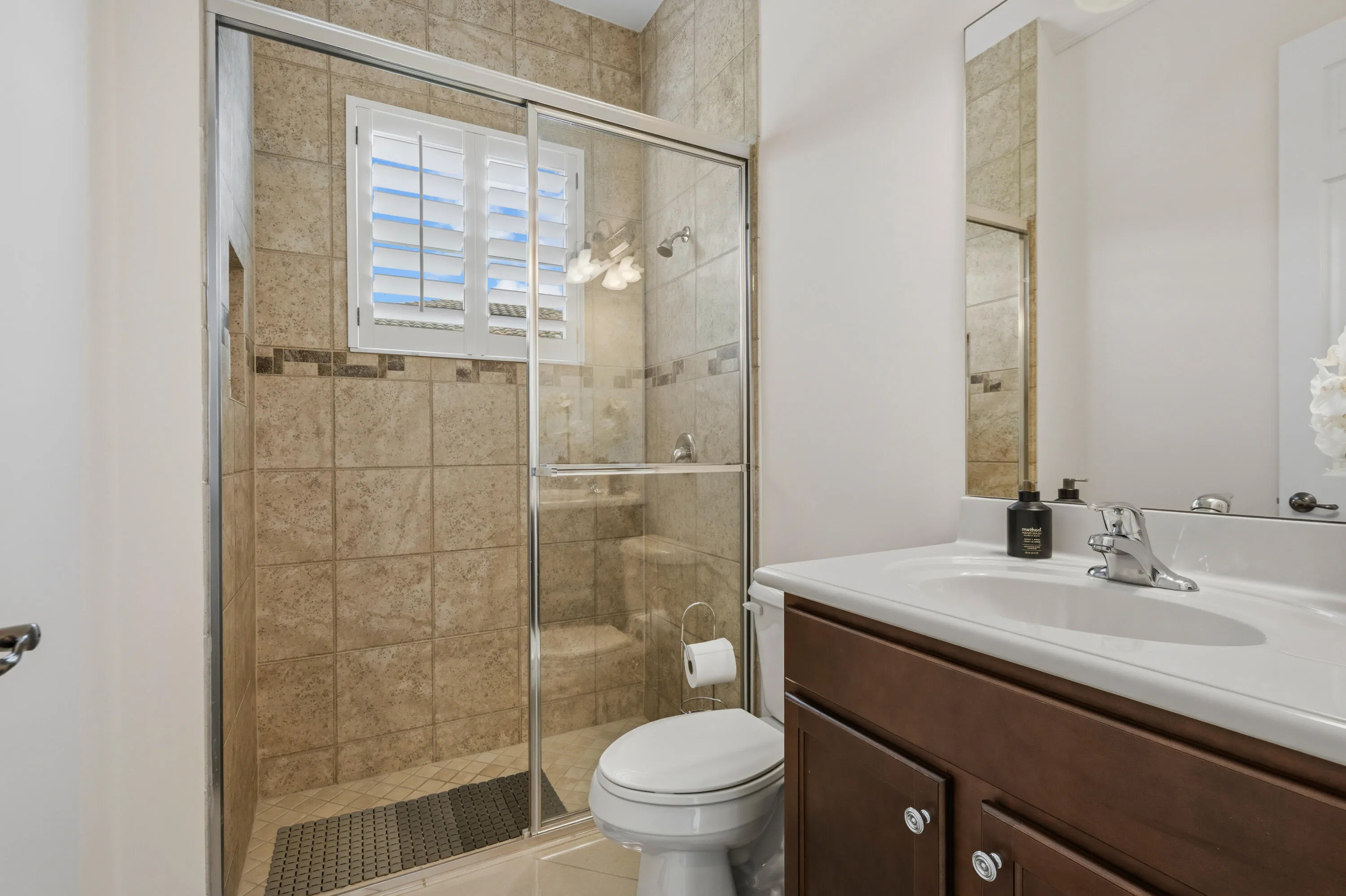 Full bath downstairs