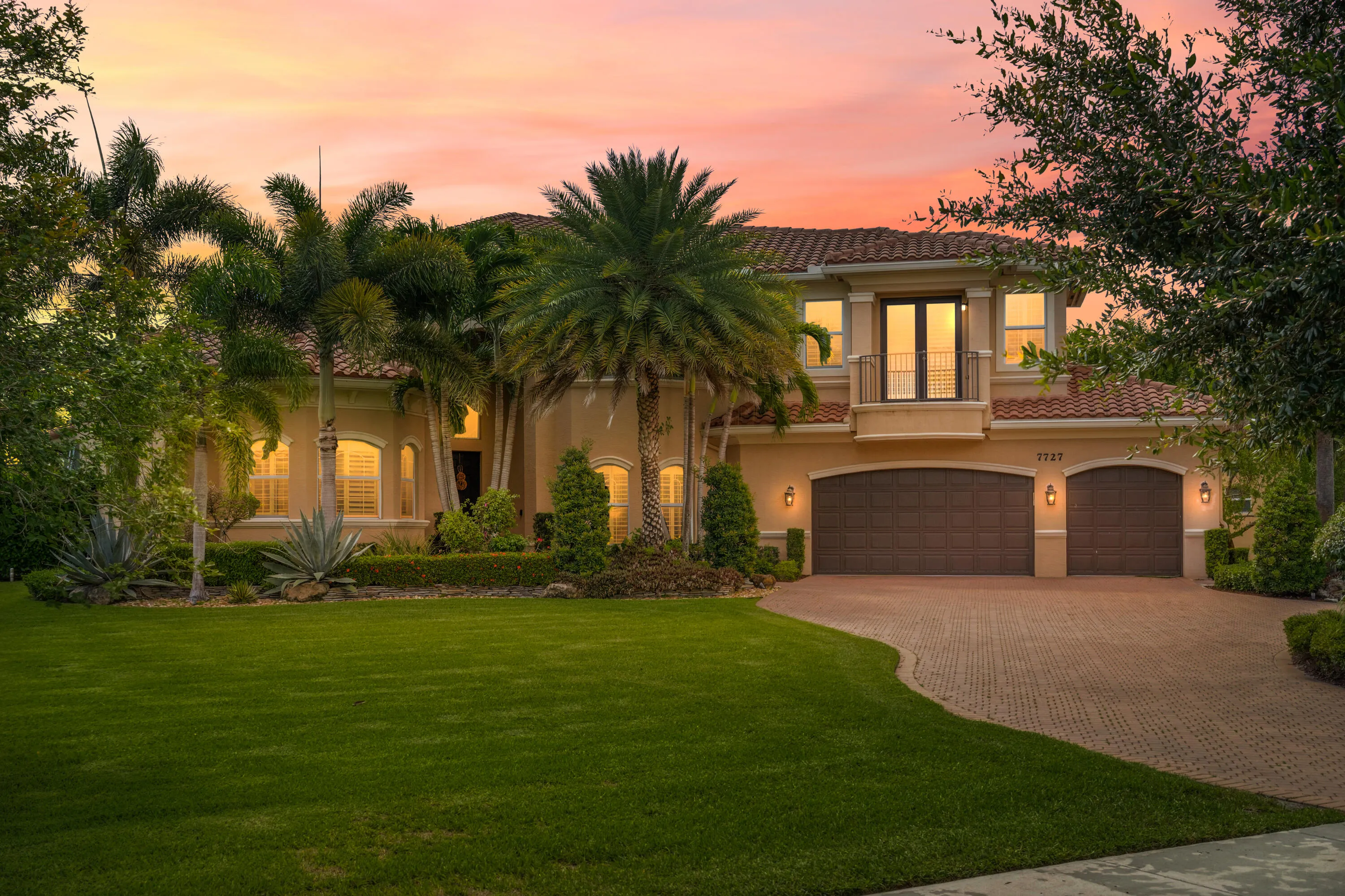 Front Twilight