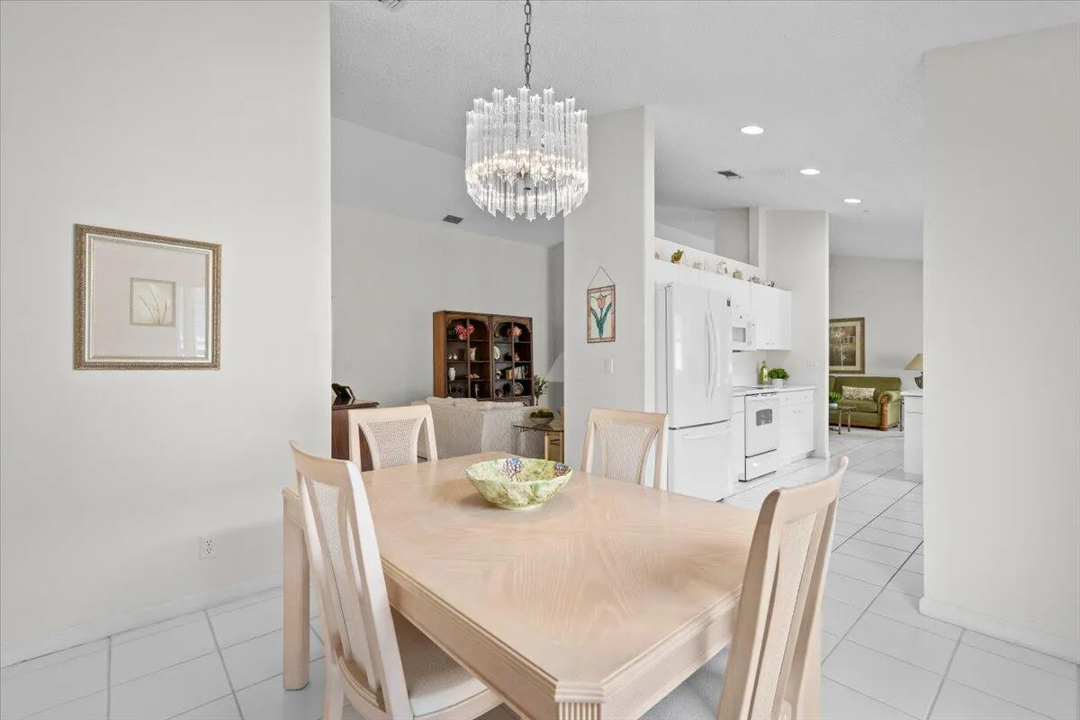 Formal Dining
