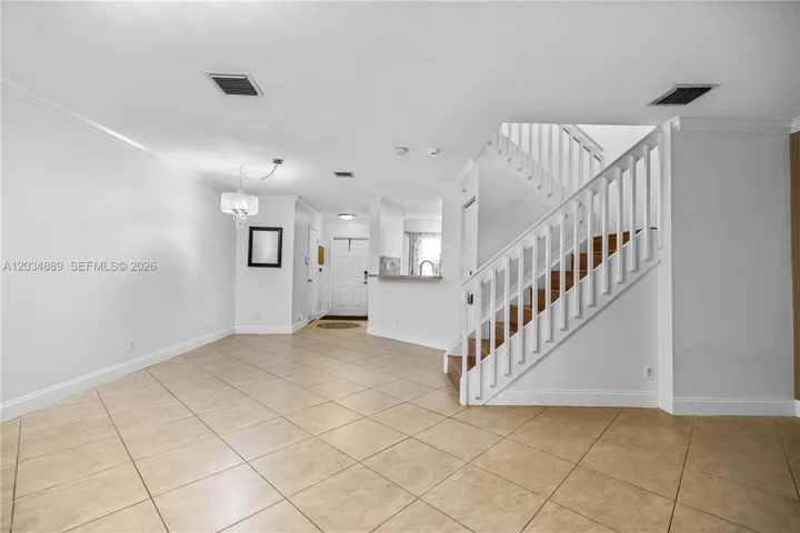 Plenty of space for a large dining table and expansive living room setup