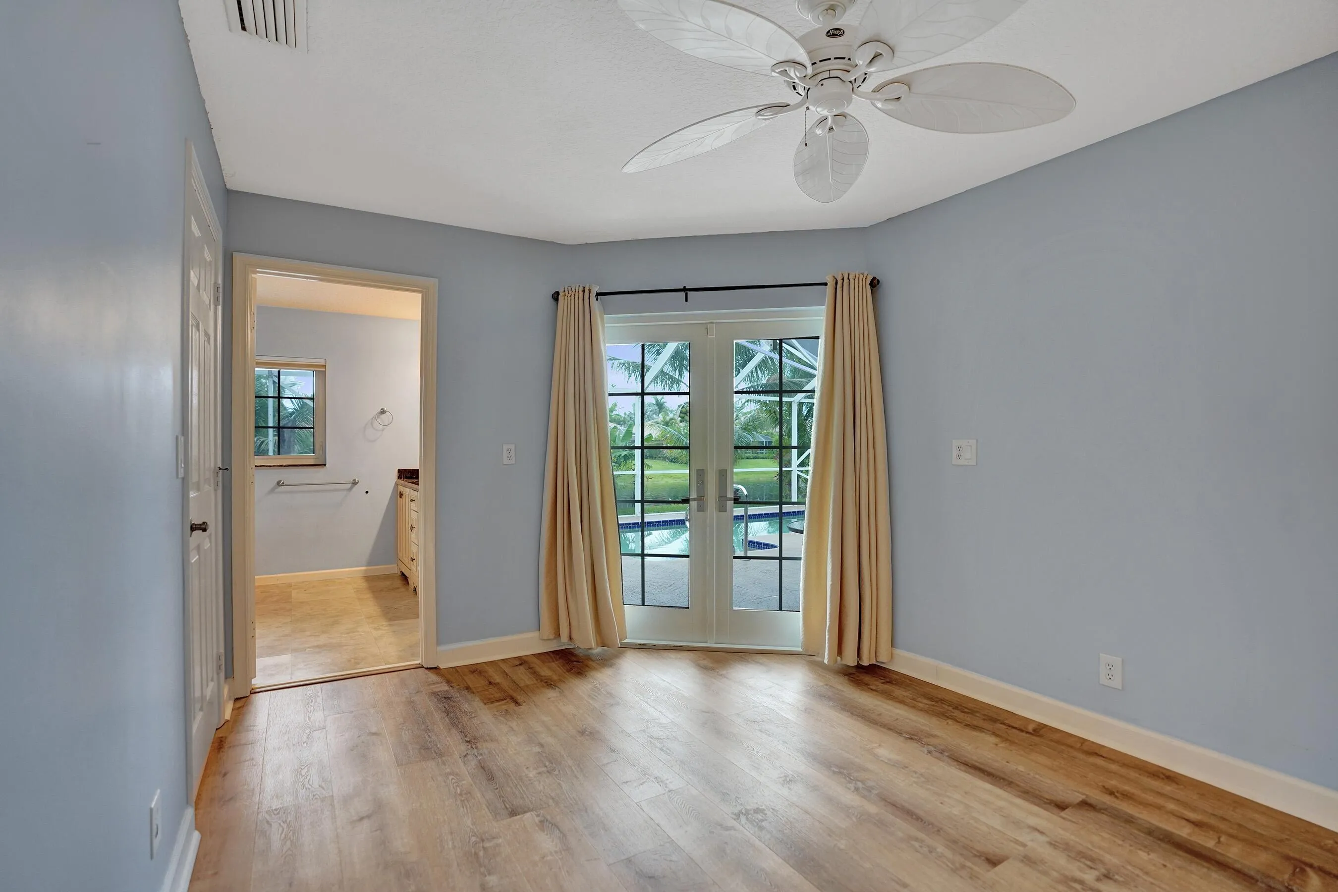 master bedroom5
