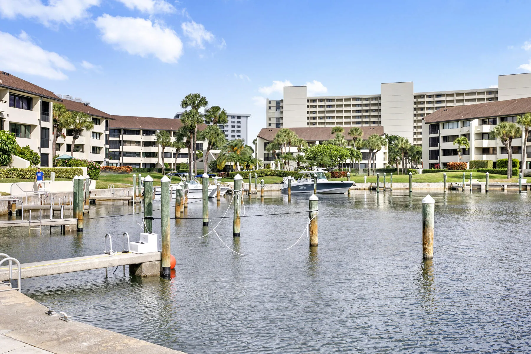 Harbor Village Marina