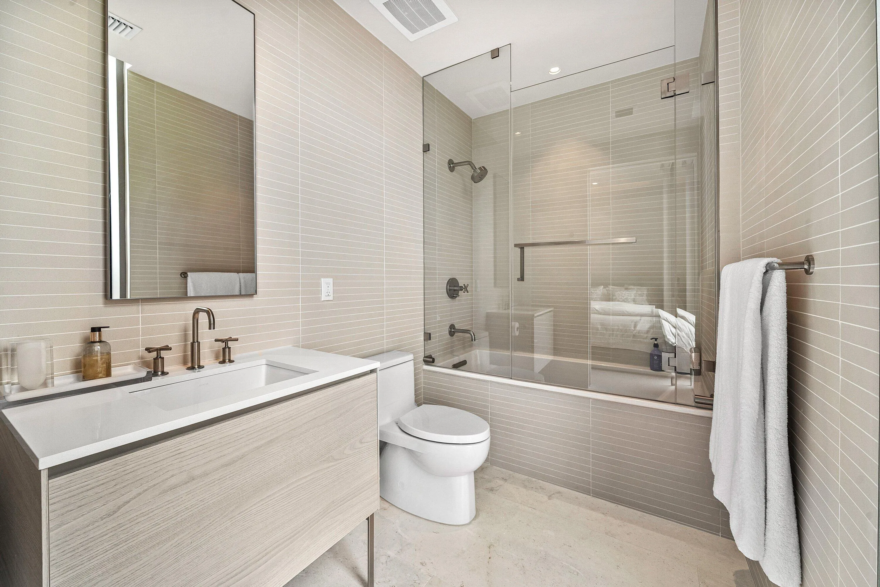 022-200ArkonaCourt-804-WestPalmBeach-FL-