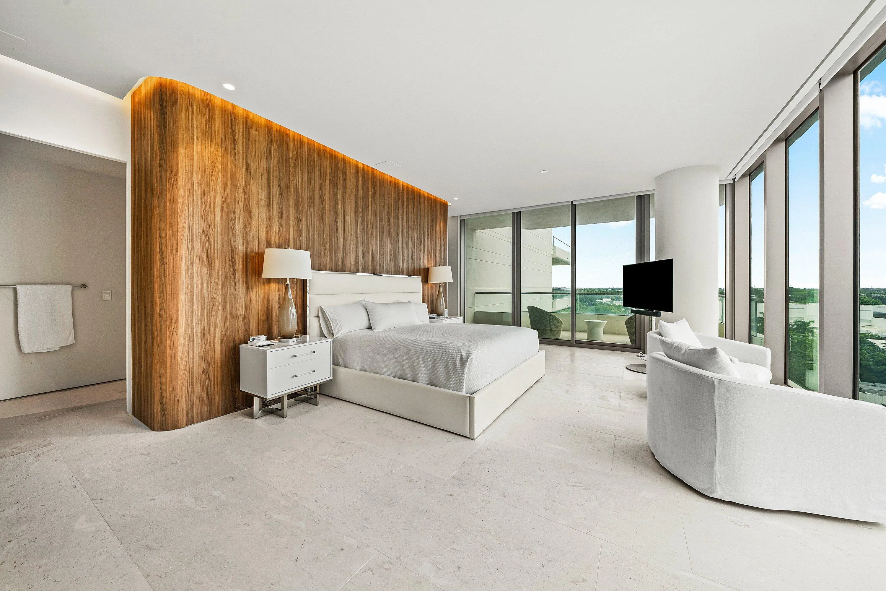 025-200ArkonaCourt-804-WestPalmBeach-FL-