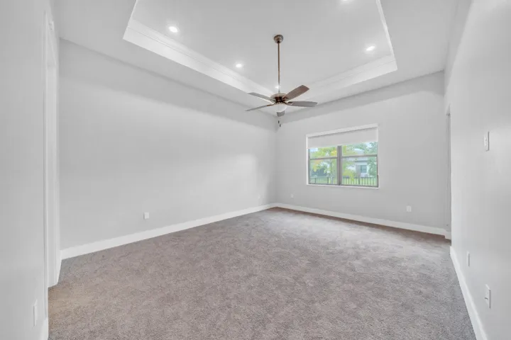 16 Primary Bedroom (1)