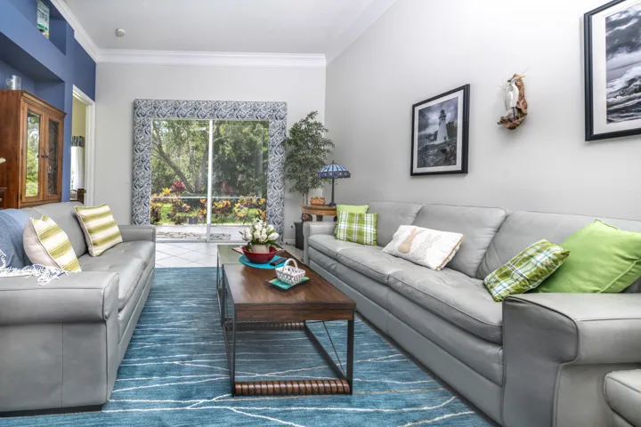 Living Area 2