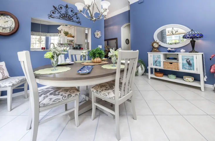Dinette 3