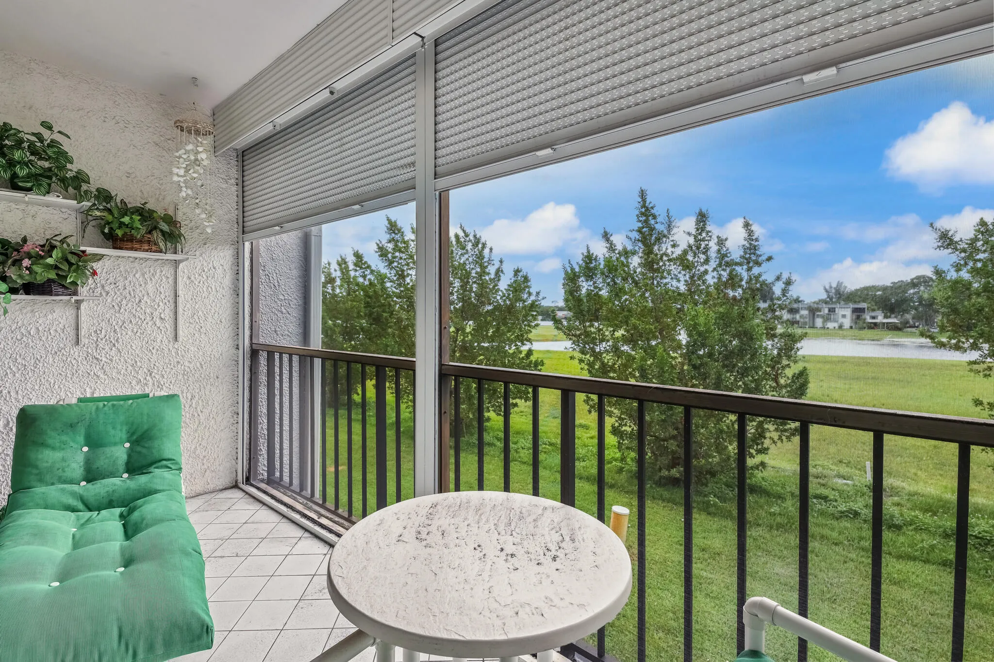 4260 Deste 205 - Sold Furnished