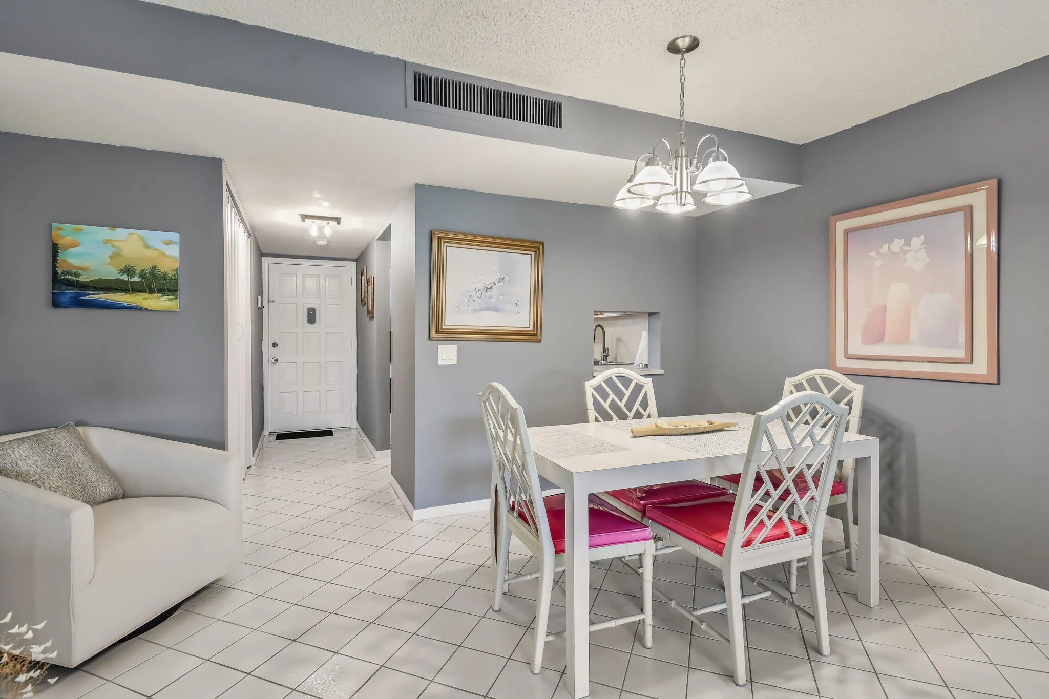 4260 Deste 205 - Sold Furnished