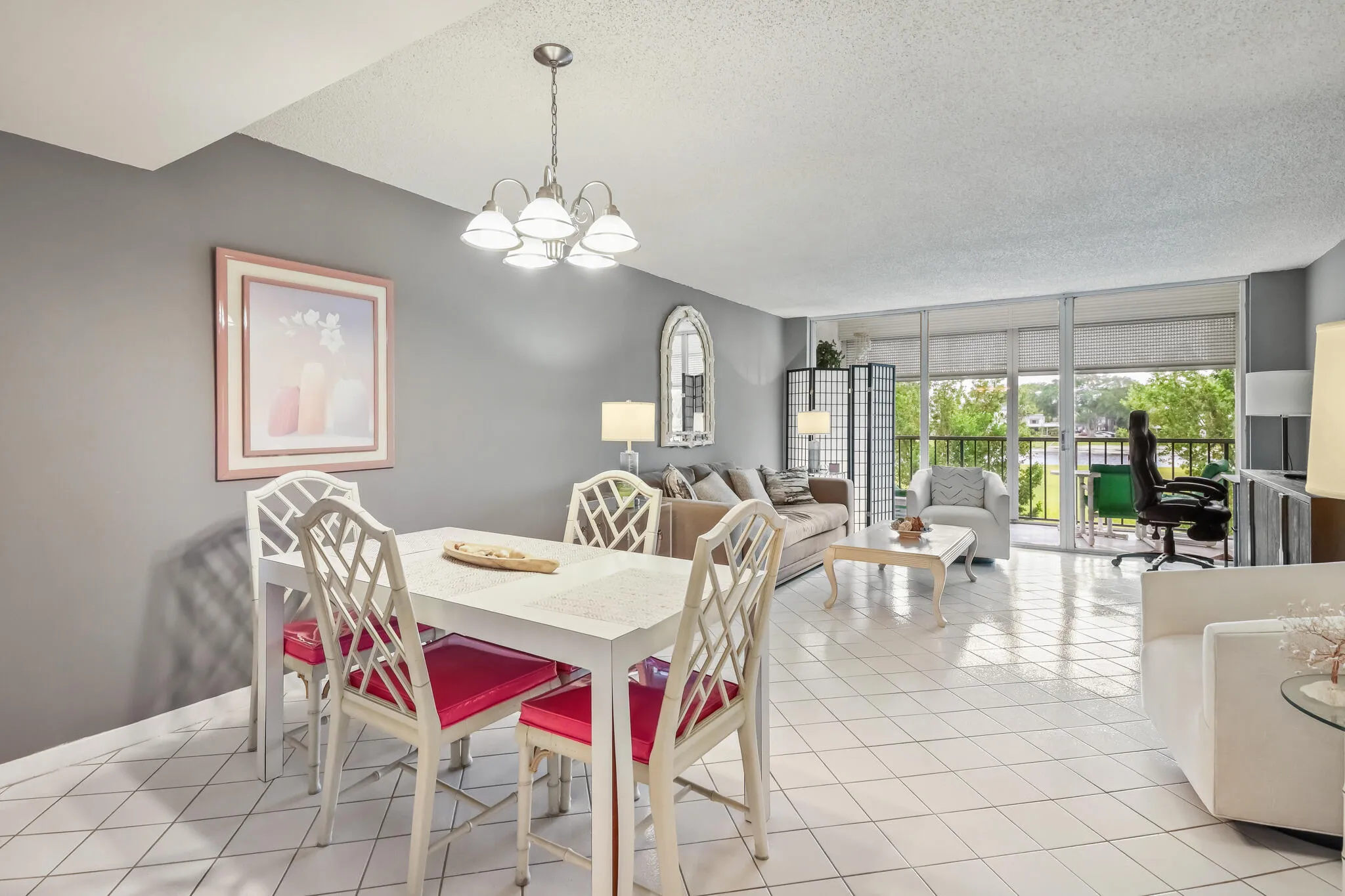 4260 Deste 205 - Sold Furnished