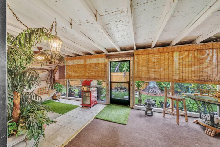 15 Patio (2)