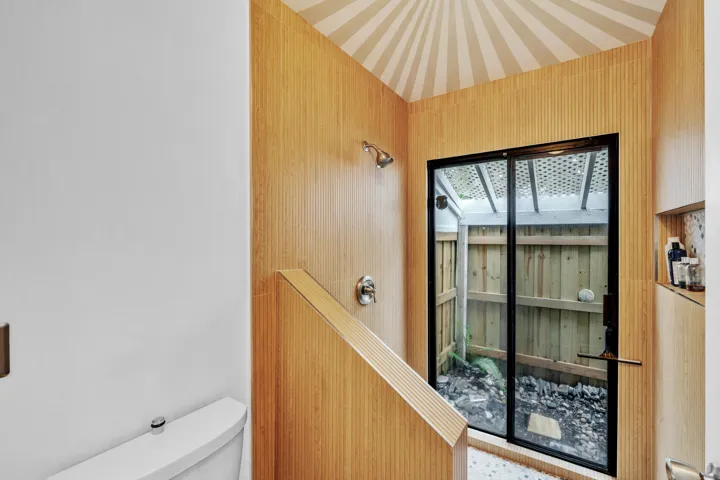 13 Primary Bathroom (4)