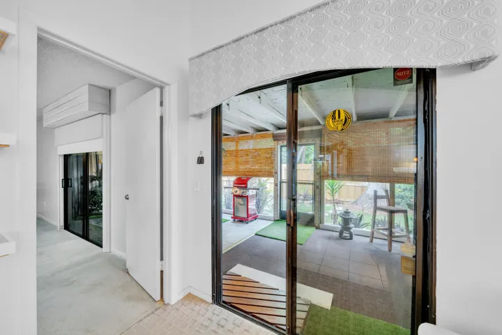15 Patio (1)