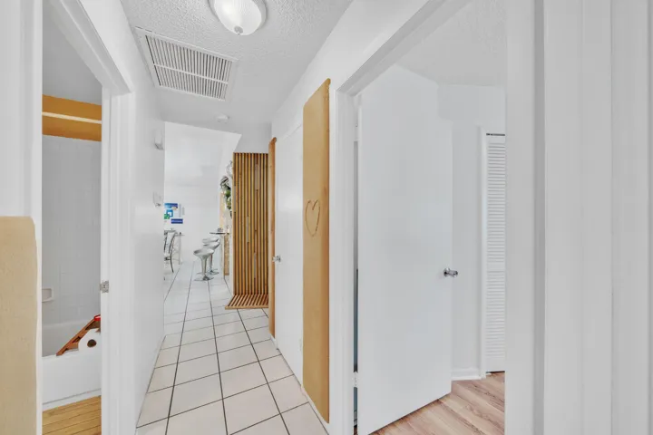 7 Foyer