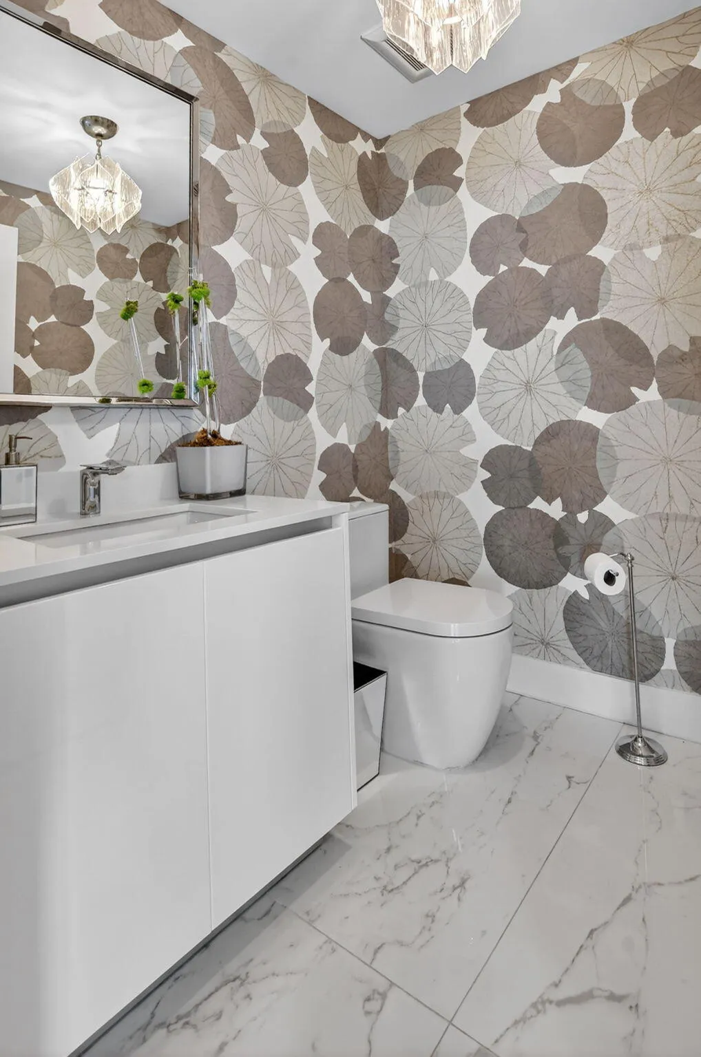 POWDER ROOM
