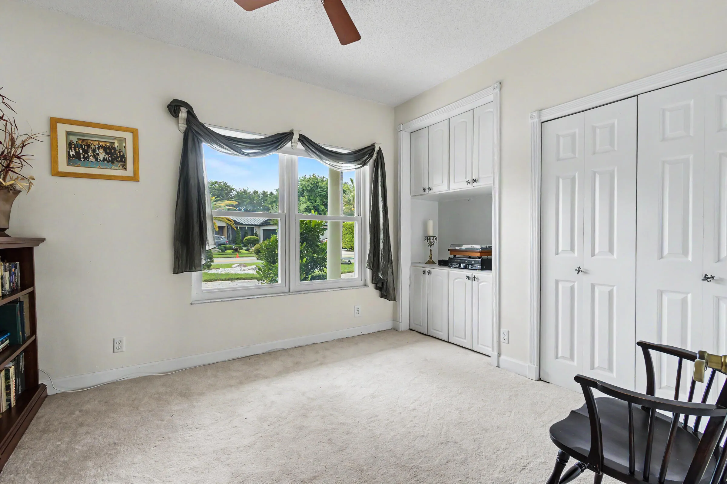 4th BR with easterly view