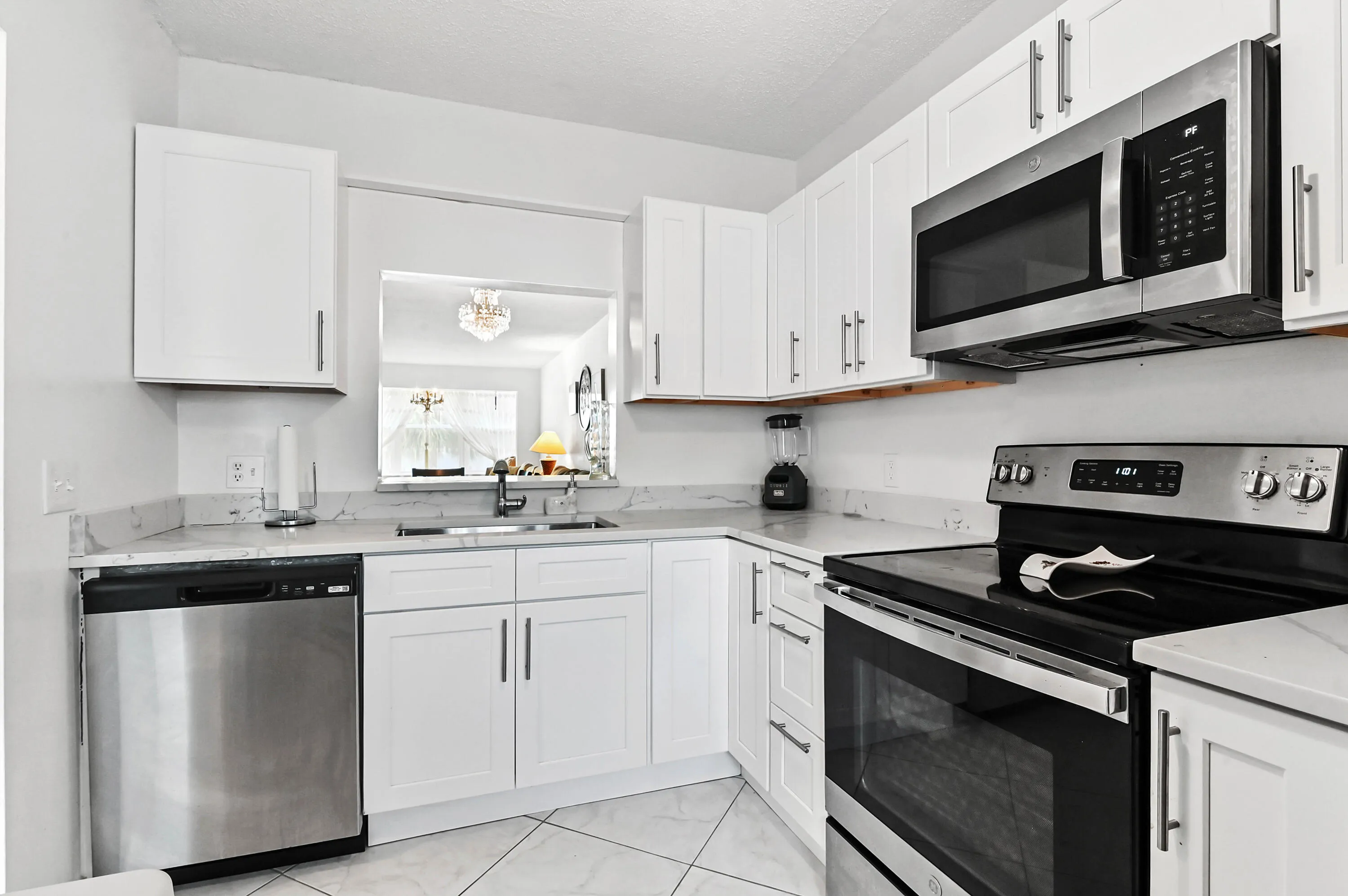 07 Kitchen 03