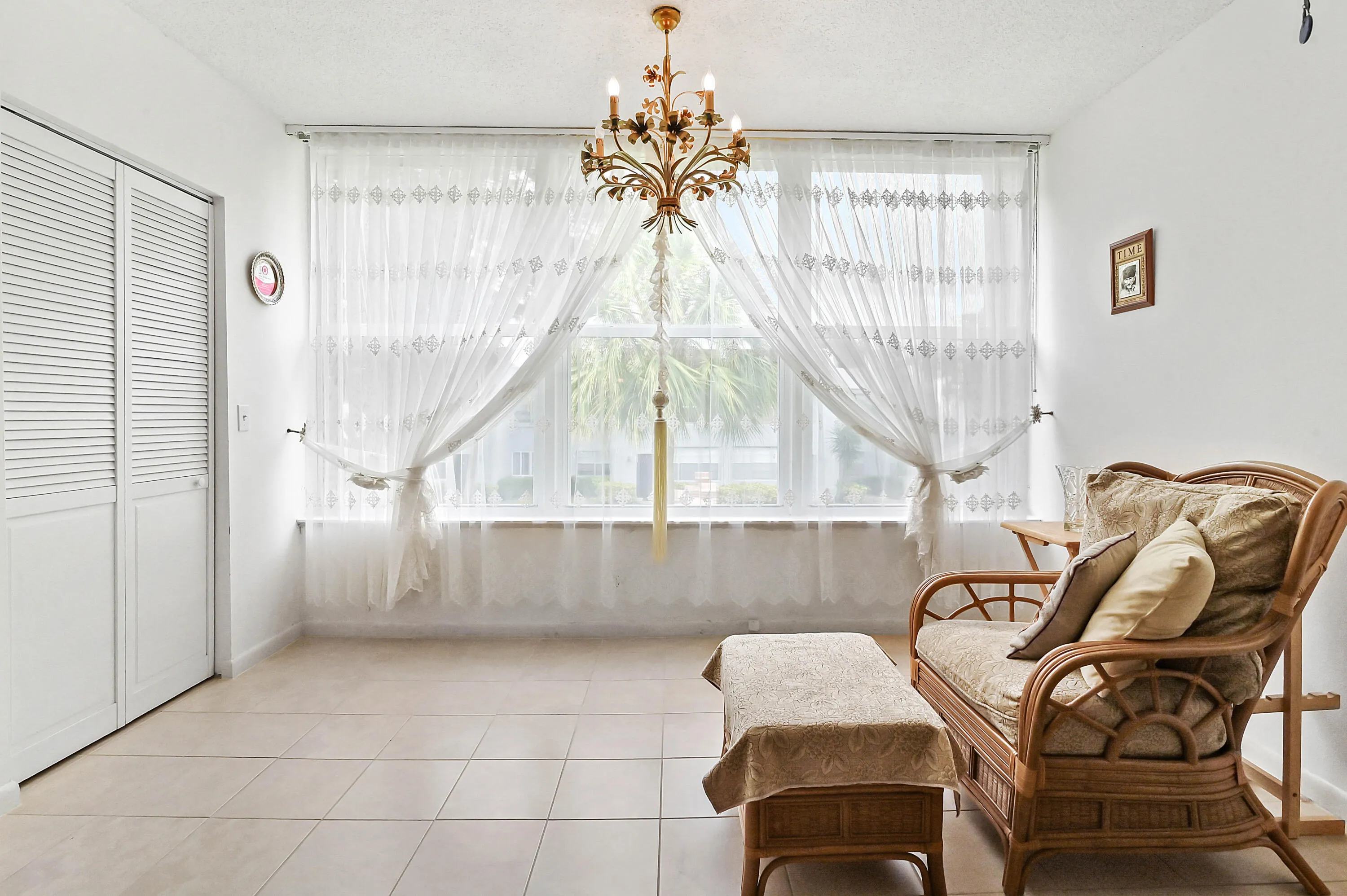 13 Living room 03