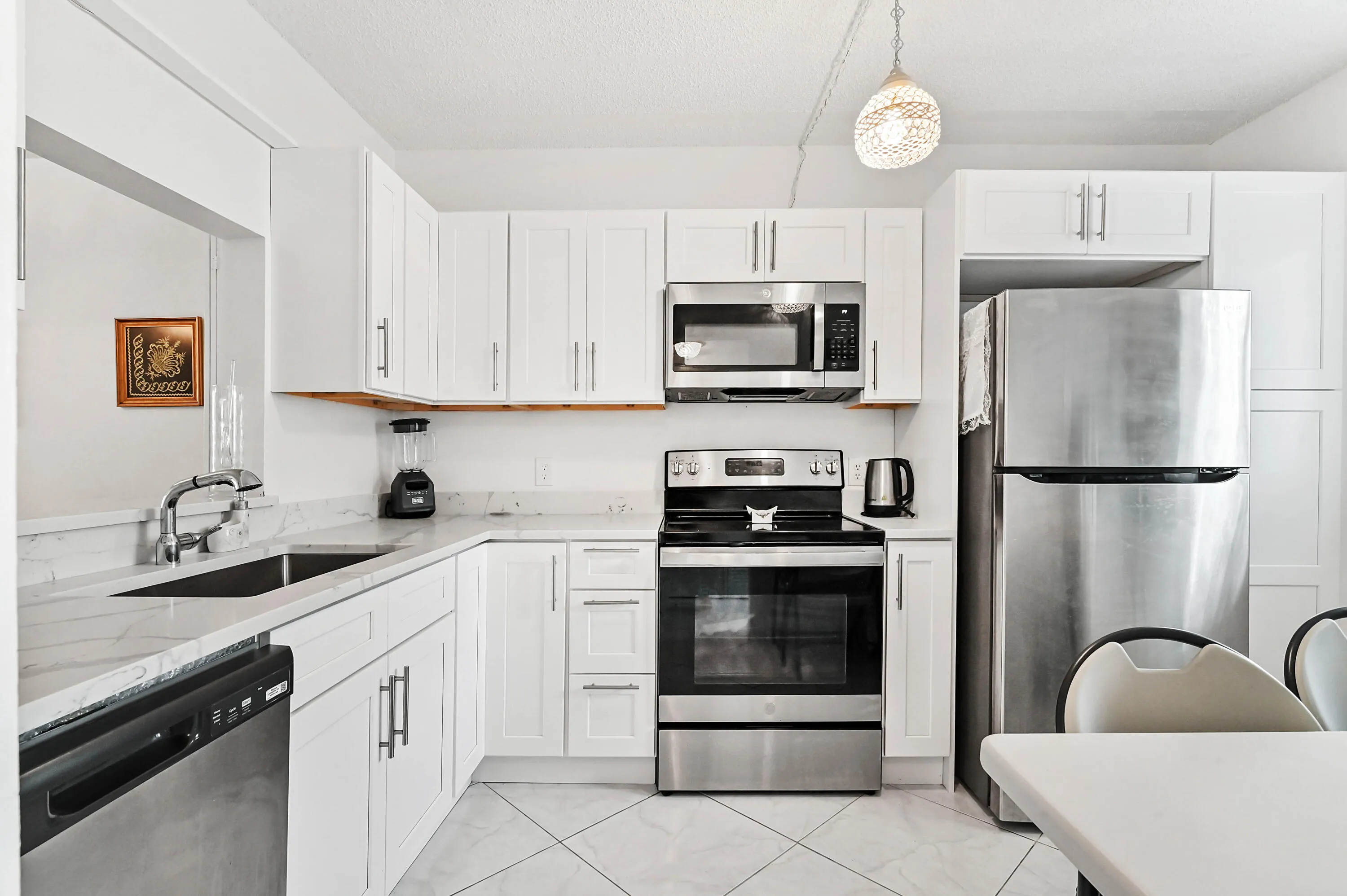 06 Kitchen 02