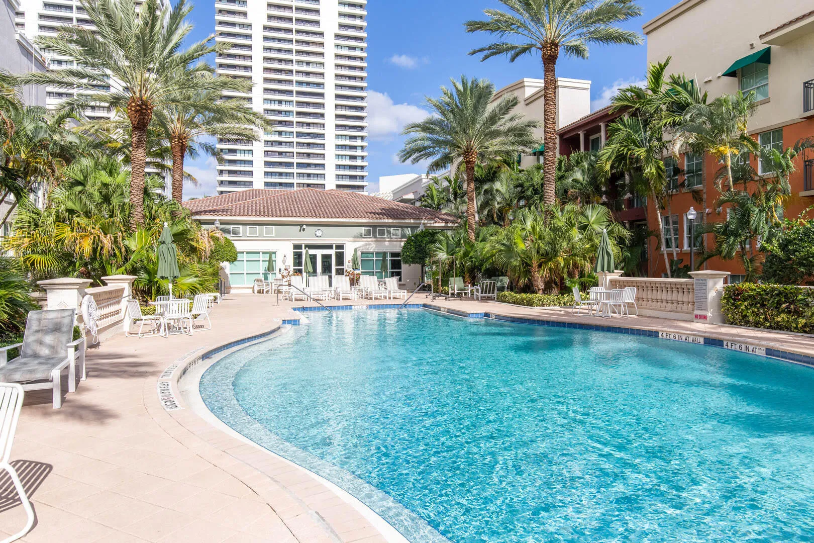 Tropical Pool