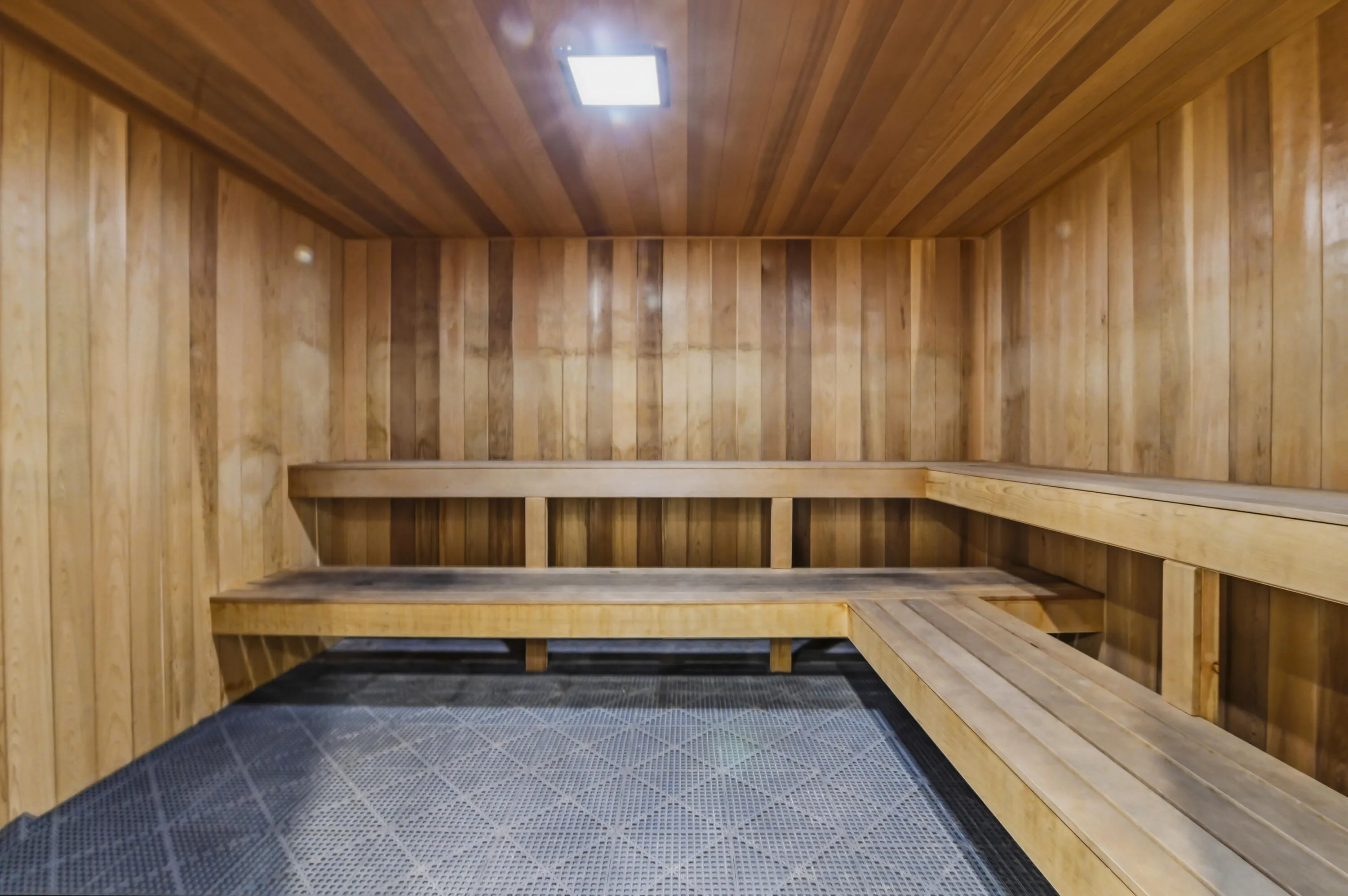 39 Sauna 01
