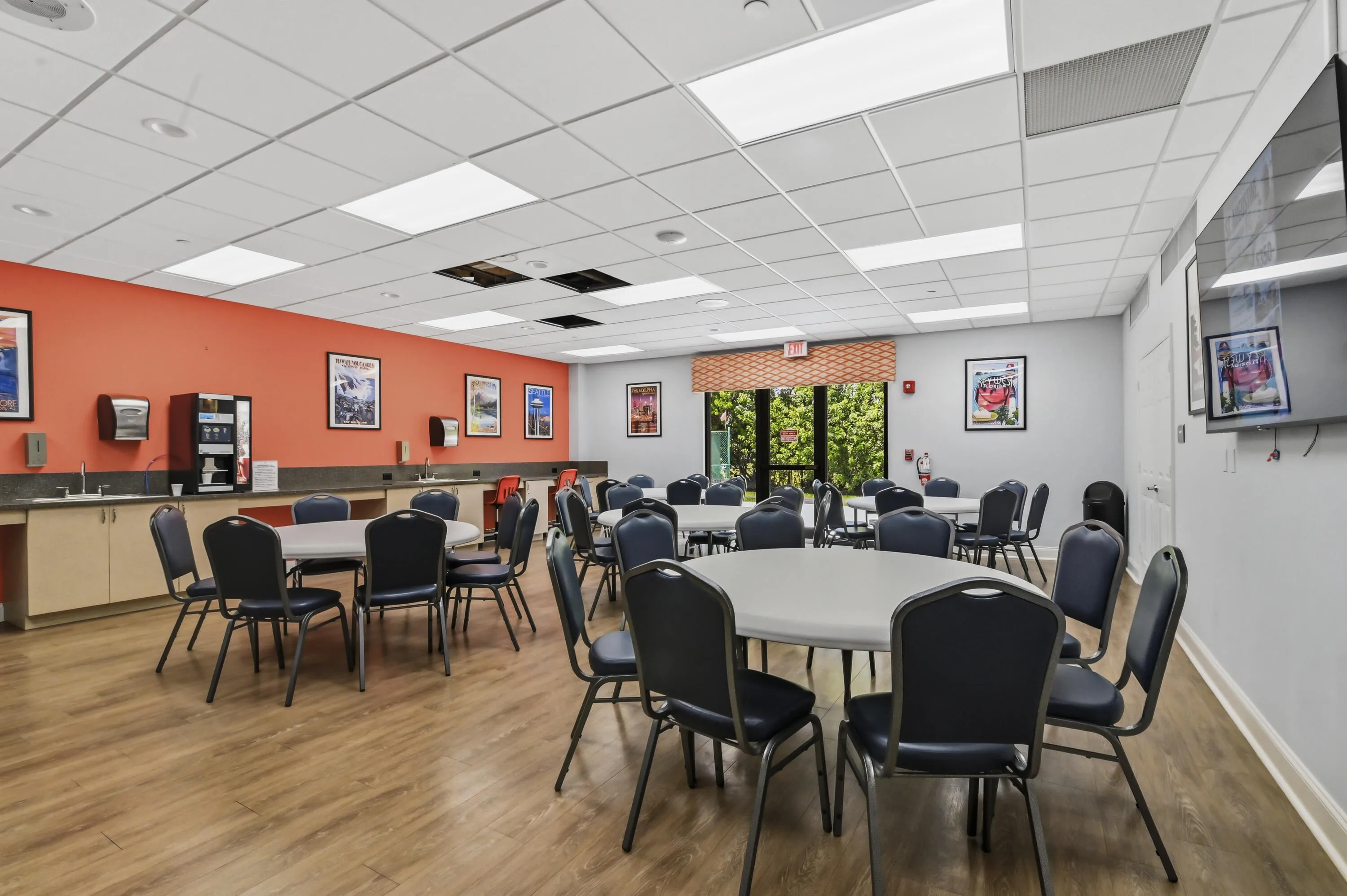 30 Seating area 01