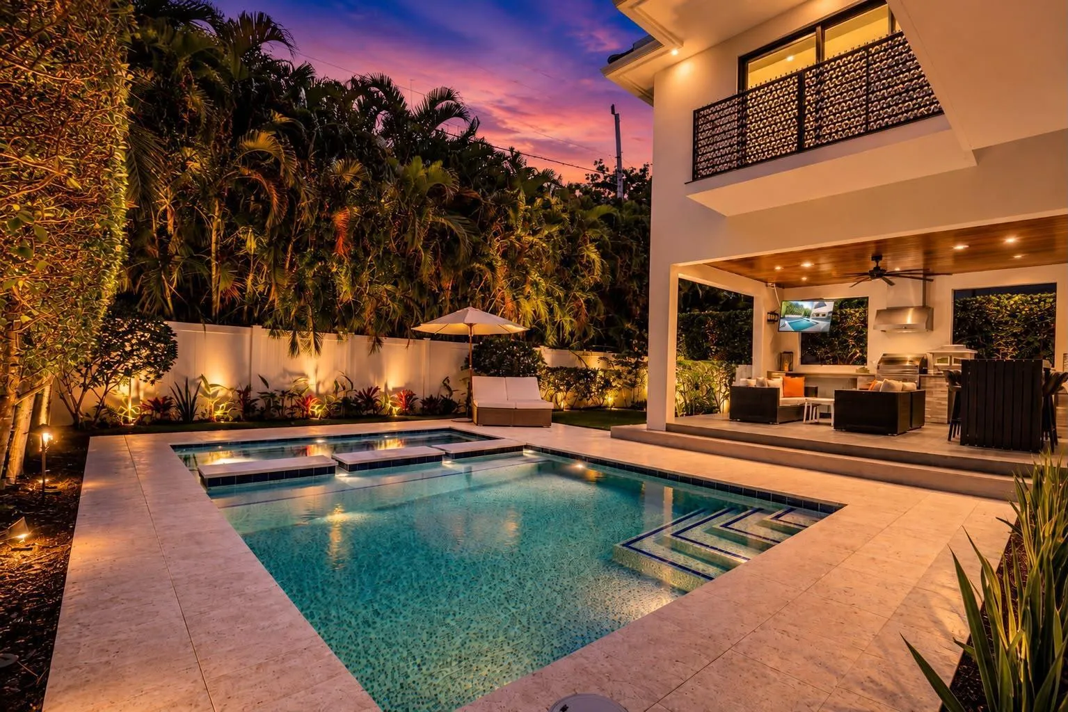 918 pool dusk