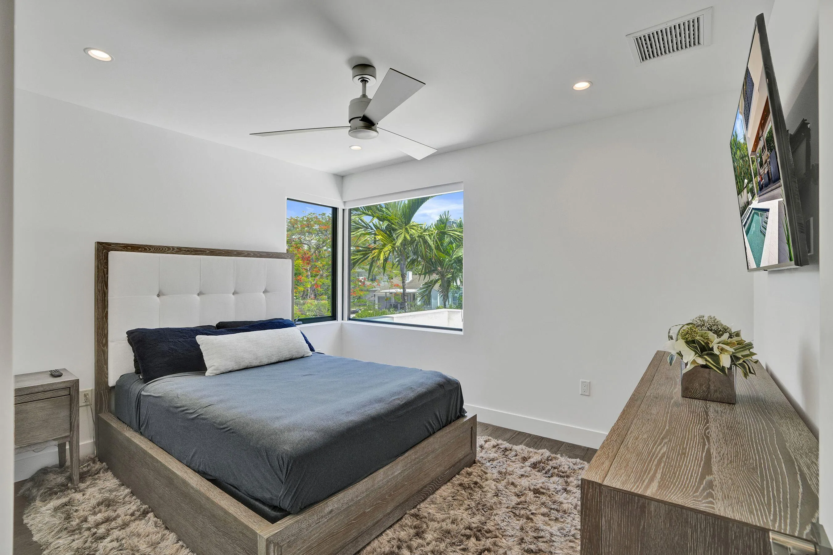 Fourth ensuite bedroom.