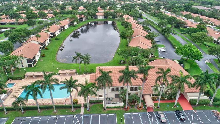 pool close to unit